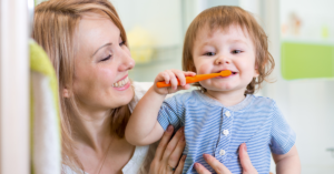 bebeklerde siyah dis lekeleri 1 Biberon Çürüğü ve Süt Dişleri Hakkında Bilinmesi Gerekenler